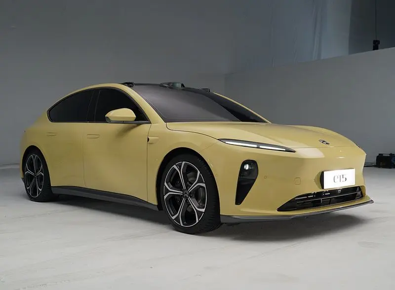 Экстерьер Nio ET5